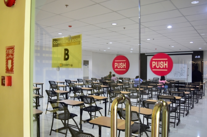 フィリピン留学 Cebu21 - EV Academy-Class room-8